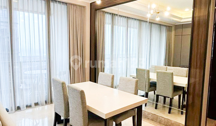 For Rent District 8 Senopati 3 Bedrooms 2