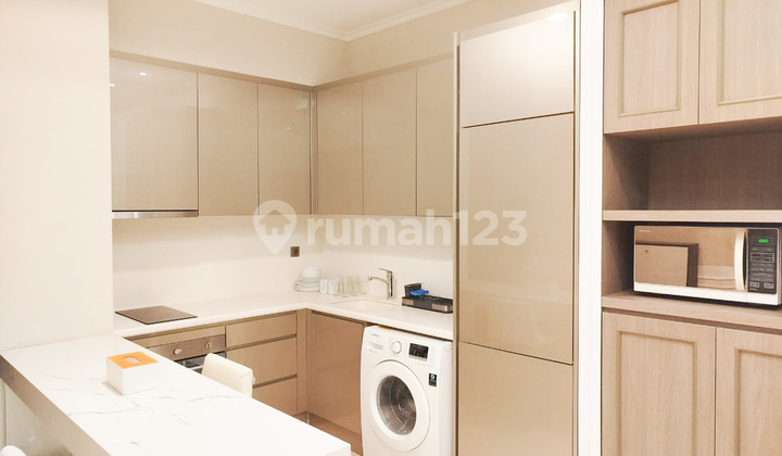For Rent District 8 Senopati 1 Bedroom Middle Floor 2