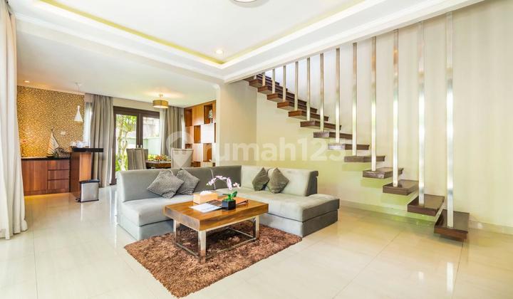 Villa Modern yang sangat nyaman di kawasan strategis (V-327) Villa Modern yang sangat nyaman di kawasan strategis (V-327)