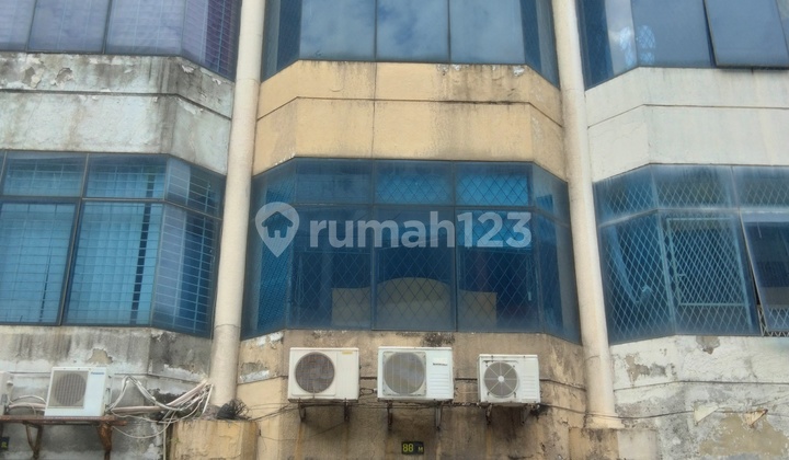 Ruko dengan Lokasi Strategis di Komplek Golden Ville Daan Mogot Ruko dengan Lokasi Strategis di Komplek Golden Ville Daan Mogot