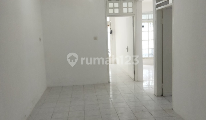 Disewakan Rumah Siap Huni Bagus di Pulo Macan Tomang Jakarta