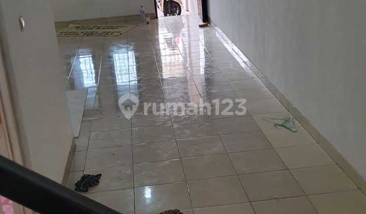 Rumah 3 Lantai Bagus Dekat Itc Roxy Mas 2
