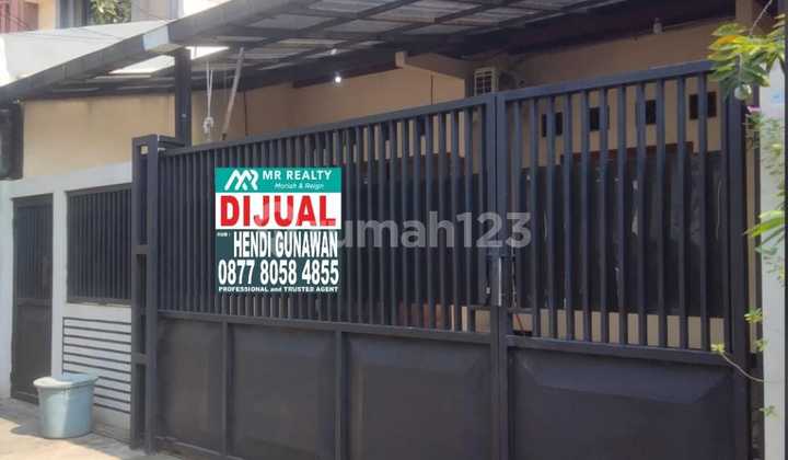 Rumah 1 Lantai Hitung Tanah Lokasi Strategis di Tomang Jakbar 2