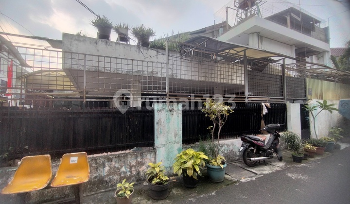 Rumah Dengan Lokasi Strategis & Dekat Kemana Mana Di Tomang Rumah Dengan Lokasi Strategis & Dekat Kemana Mana Di Tomang