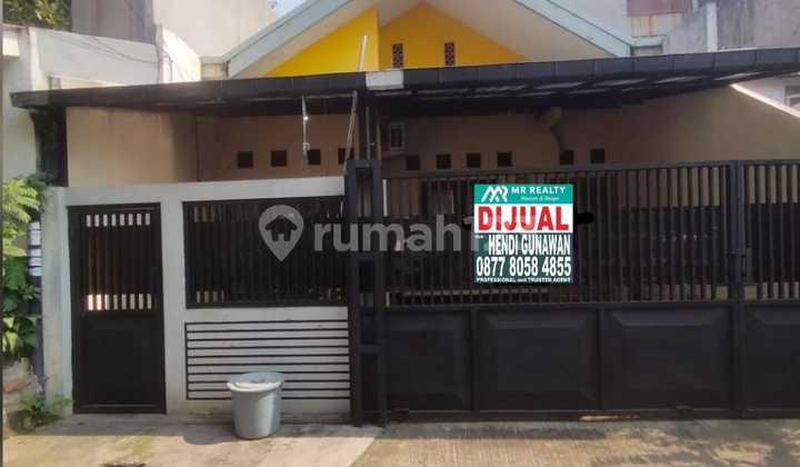 Rumah 1 Lantai Hitung Tanah Lokasi Strategis di Tomang Jakbar Rumah 1 Lantai Hitung Tanah Lokasi Strategis di Tomang Jakbar