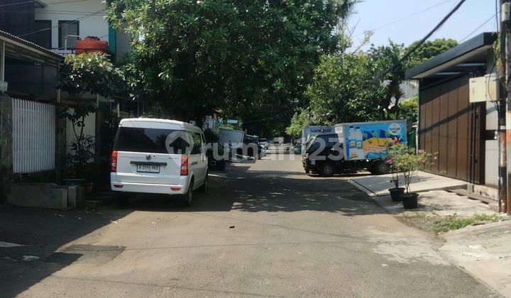 Rumah 3 Lantai Terawat, Bagus & Bebas Banjir Di Grogol  2