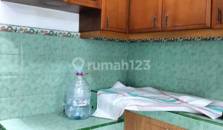 Turun Harga di Jual Rumah Rapi di Taman Palem 2