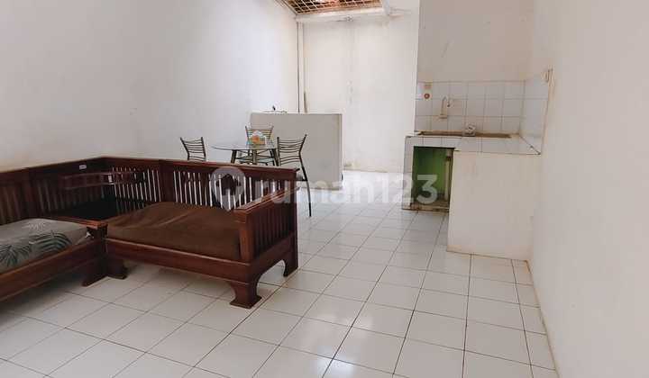 Di Jual Rumah di Taman Palem Lestari