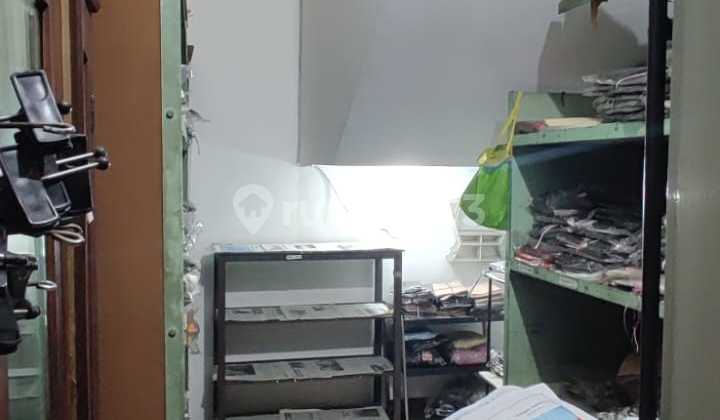 For Rent: House on Main Road, Suitable for Business For Rent: House on Main Road, Suitable for Business