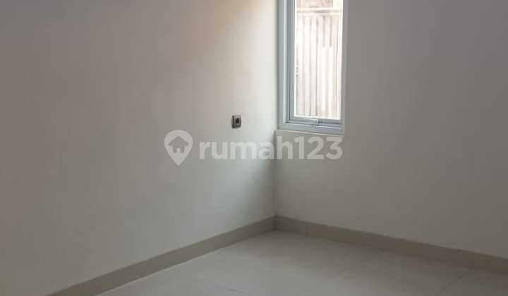 Di Jual Rumah Siap Huni Di Taman Palem Lestari 2