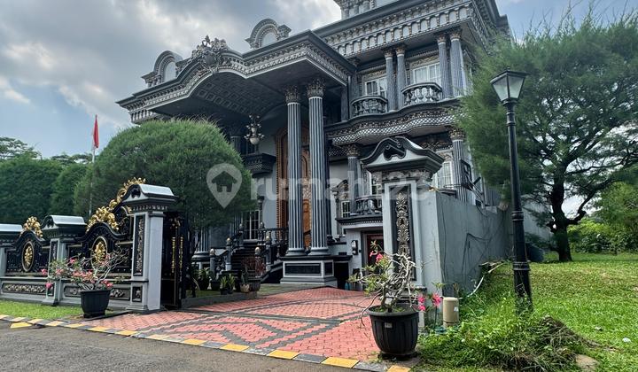 Dijual Rumah Sultan Termewah di Jatikarya Cibubur - Ada swimming pool dan mini Golf Dijual Rumah Sultan Termewah di Jatikarya Cibubur - Ada swimming pool dan mini Golf
