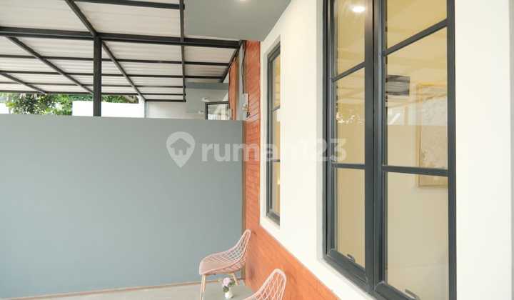Dijual Rumah 2 Lantai Modern di Daerah Strategis Bekasi 2