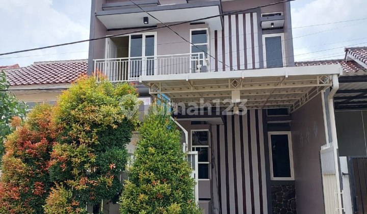 Rumah Cantik Terawat FURNISHED di Pandanwangi Greenpark 1