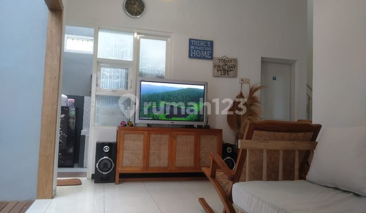 Full Furnish Villa House with Private Pool in Dau, Malang