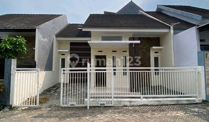 Rumah Siap Huni Di Sukun Tengah Kota Malang 
