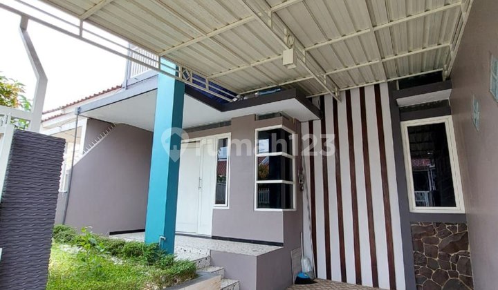 Rumah Cantik Terawat FURNISHED di Pandanwangi Greenpark 2