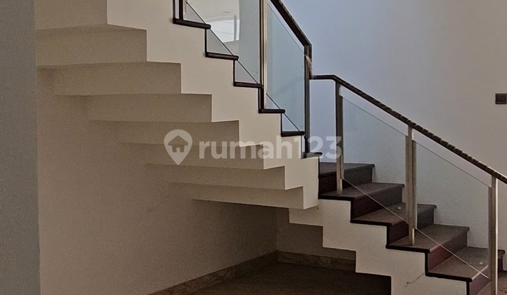 Golf Island Cluster Chopin 10 X 30 Rumah Mewah 2