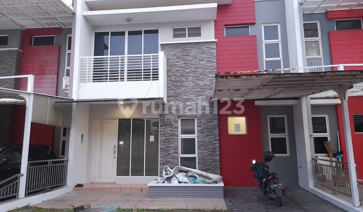 Golf Lake Residence 8 X 15 2lt Std Developer Golf Lake Residence 8 X 15 2lt Std Developer