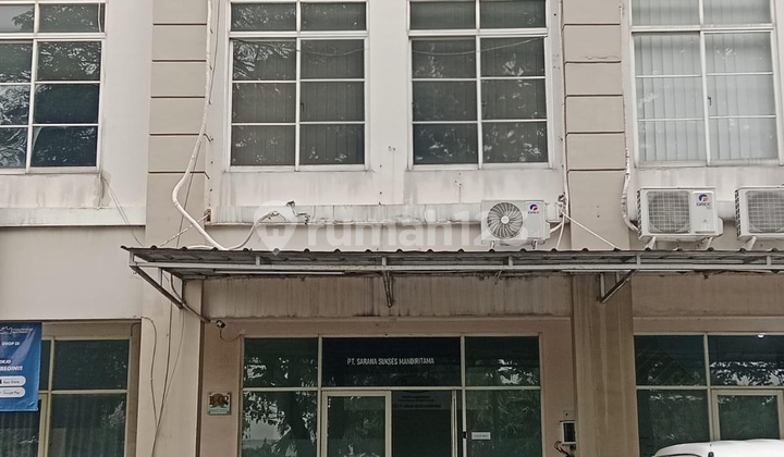 Ruko Greatwall Green Lake City Cipondoh. Ruko Greatwall Green Lake City Cipondoh.