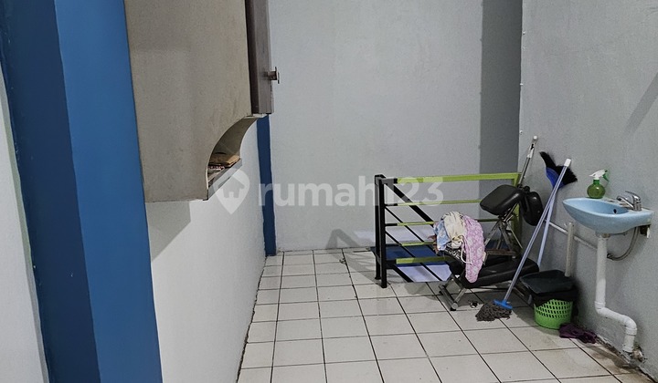 Ciledug Jalan Raya Lokasi Sangat Strategis