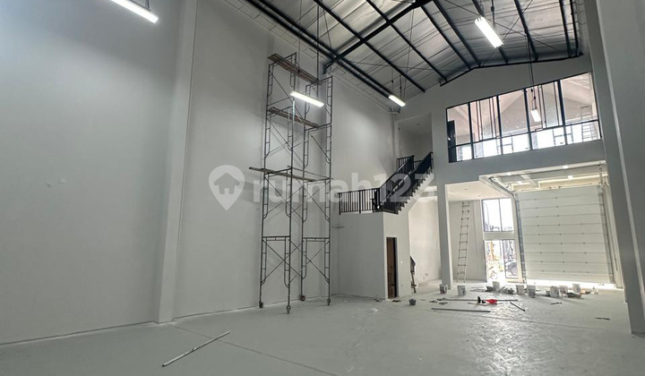 Disewakan Gudang Bizzpark Pik2 360M Hoek Multiguna