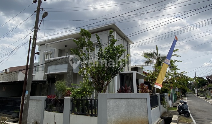 Luxury Fully Furnished House in Tembalang 2