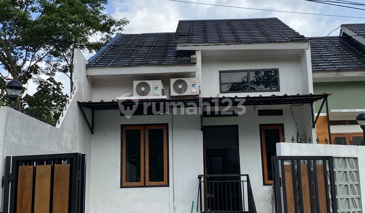 Affordable Ready-to-Live House with Mount Ungaran View 1