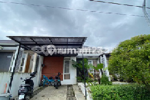 Rumah Murah Siap Huni Berlokasi di Bsb Village 1