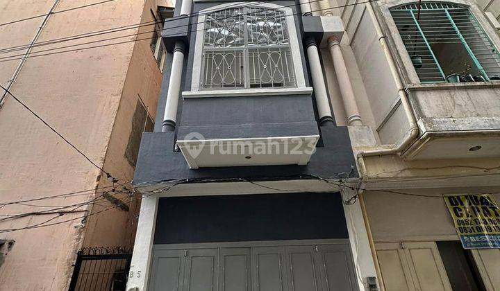Ruko Jual di Dekat Medan Mall