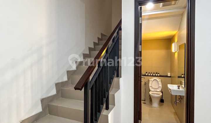 House for Sale and Rent in Hawaii Cluster, Pik2, Tangerang