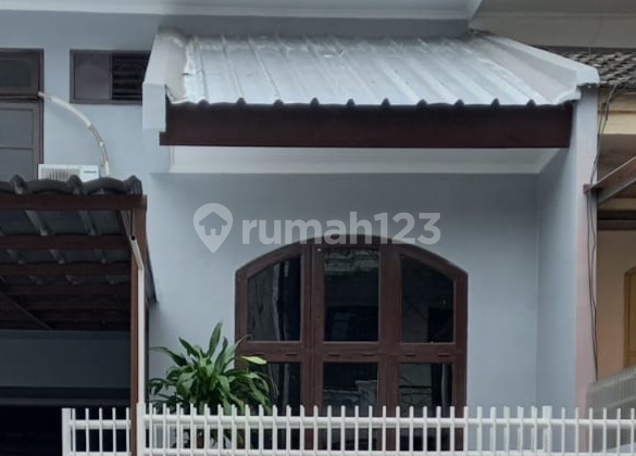 Rumah Murah Di Jakarta Barat,bagus, Baru Renov,strategis