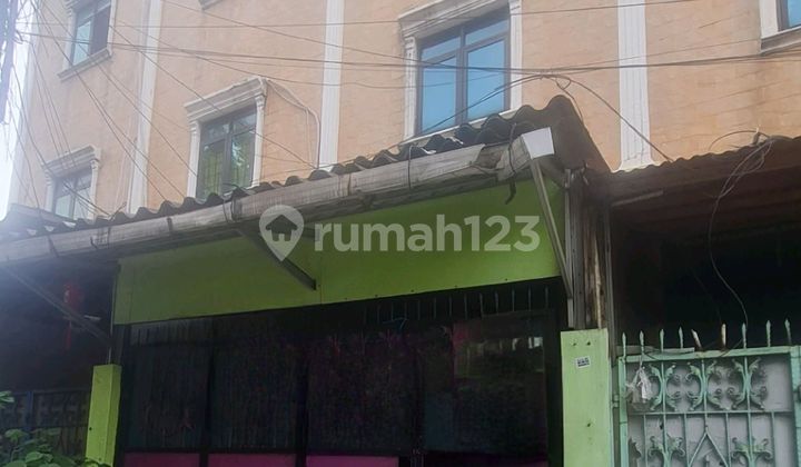 Sewakan Rumah Bagus bisa Buat Usaha.strategis,Pinggir Jl,Di Kebonjeruk Mabes