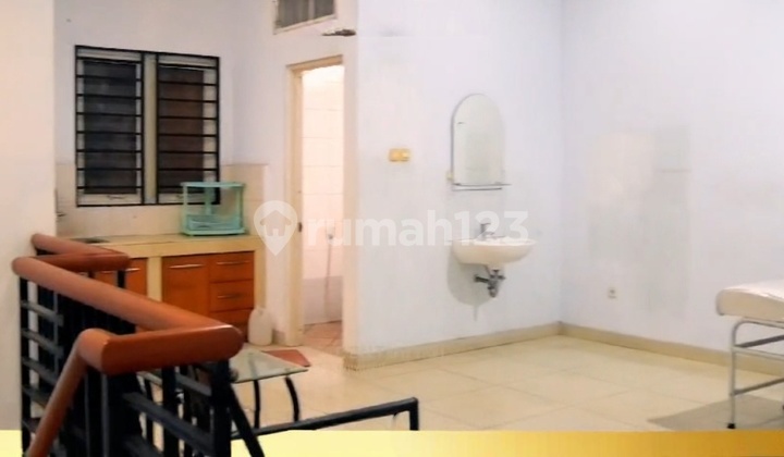 Rumah Kantor 2 Lantai 2