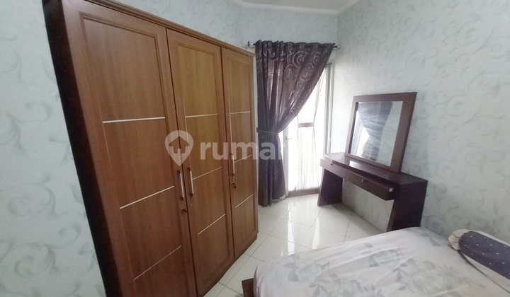 Strategis, Lingkungan Nyaman