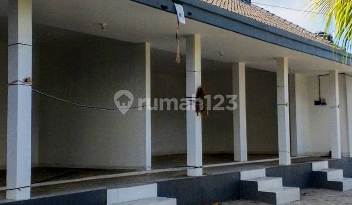 Commercial space for rent in Seminyak, Badung at an affordable price.