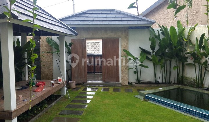 Villa disewakan furnished baru di Kerobokan 2