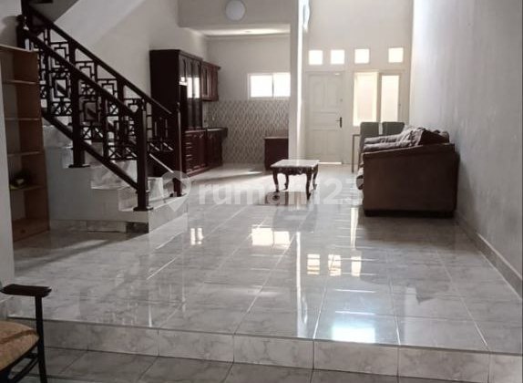 Disewakan rumah mewah murah furnished di Denpasar Barat