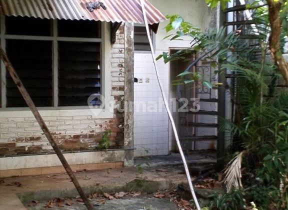 Dijual murah tanah bonus rumah di Denpasar Barat 2