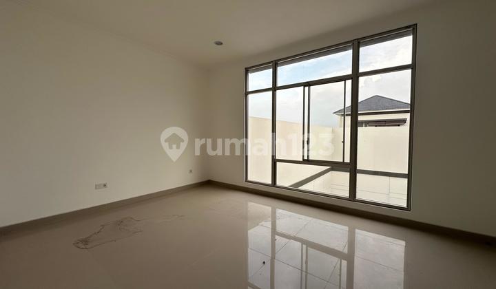 Disewakan Rumah Pik2 Dekat Tol Unfurnished