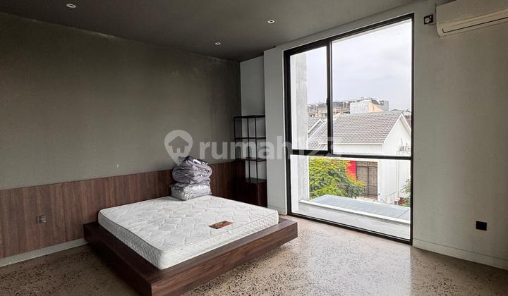 Rumah Brand New Full Furnished Tinggal Bawa Koper 2