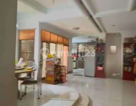 Dijual Cepat Rumah 2 Lantai, Sawah Besar Dijual Cepat Rumah 2 Lantai, Sawah Besar