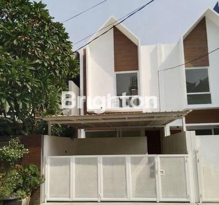 DESAIN MODERN MINIMALIS TERLIHAT MEWAH