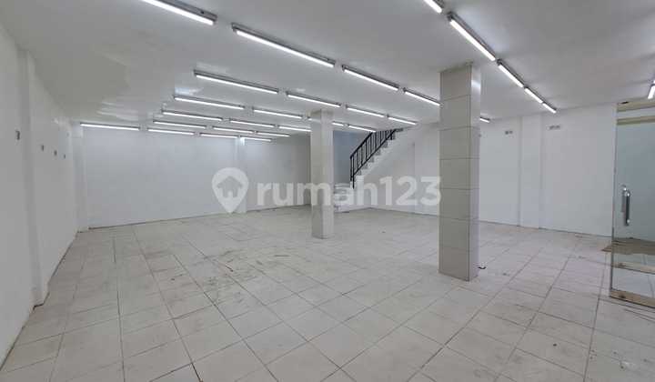 Premium Edition Shop House in Latumenten Premium Edition Shop House in Latumenten