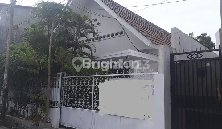 RUMAH NYAMAN KEKINIAN BERADA DILOKASI STRATEGIS CIDENG BARAT