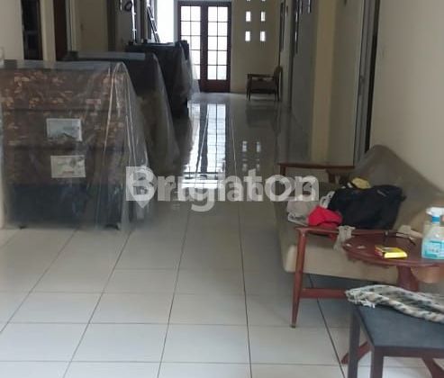 RUMAH NYAMAN KEKINIAN BERADA DILOKASI STRATEGIS CIDENG BARAT 2