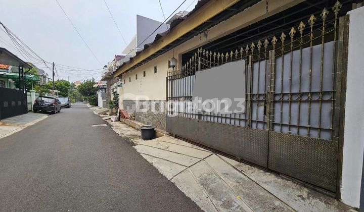 RUMAH BAGUS MODERN KLASIK LOKASI STRATEGIS NURDIN GROGOL