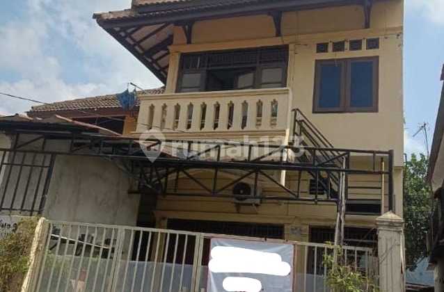 Promo Termurah Rumah Terdapat 2 Kios Dicondet