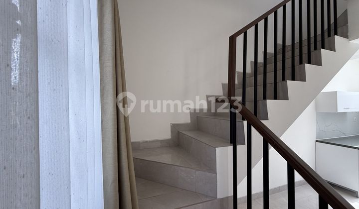 House for Rent Hook Furnished Citra Garden Bintaro 2 BR Spacious Garden 2 Cars 2