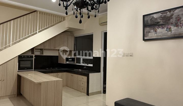 Sewa Rumah Discovery Bintaro Jaya Full Furnished 3+1 Kamar Sewa Rumah Discovery Bintaro Jaya Full Furnished 3+1 Kamar