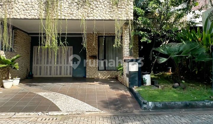 Dijual Rumah 4+1 Furnished di Bintaro Dekat BSJ dan Global Jaya